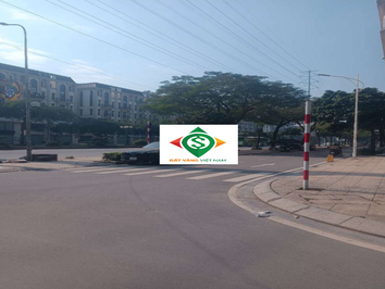 Đất dịch vụ Vạn Phúc - Him , an sinh tốt xây 7 tầng văn phòng, ở sướng